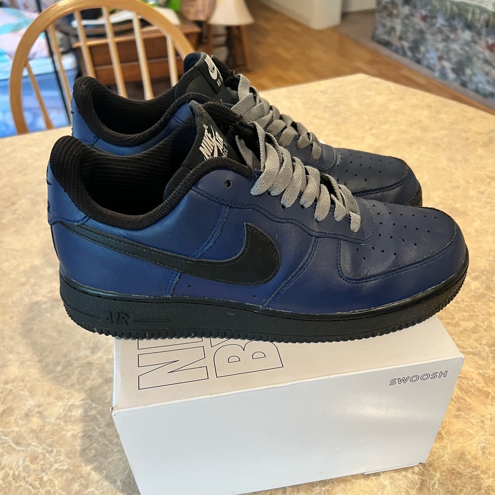 Nike Air Force One’s custom
